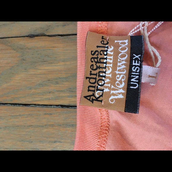 T-shirt - Picture 3 of 5